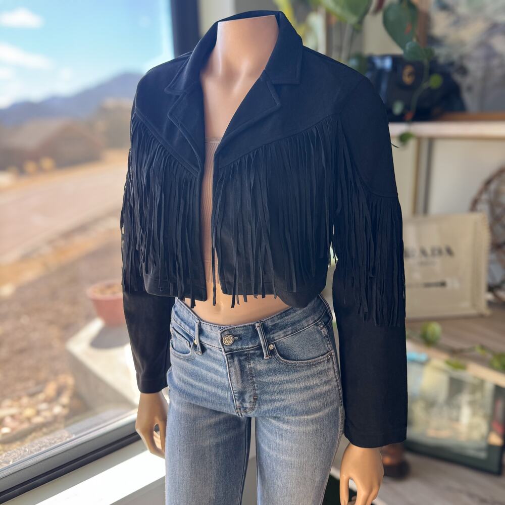 NWT Francesca's Black Fringe Faux Suede Collared Cropped Jacket Western, Medium - Picture 9 of 12